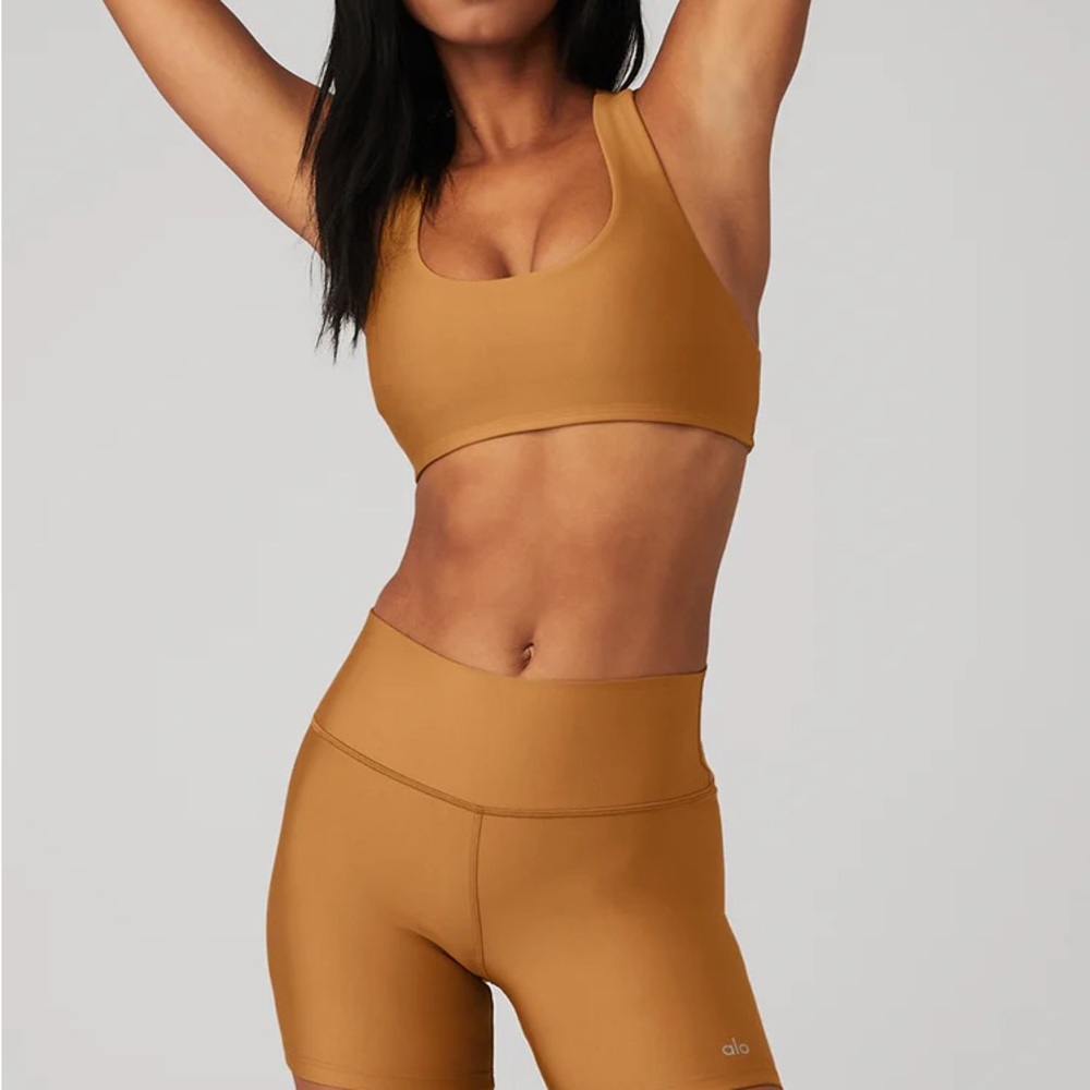 Alo Yoga Airlift Advantage Racerback Bra